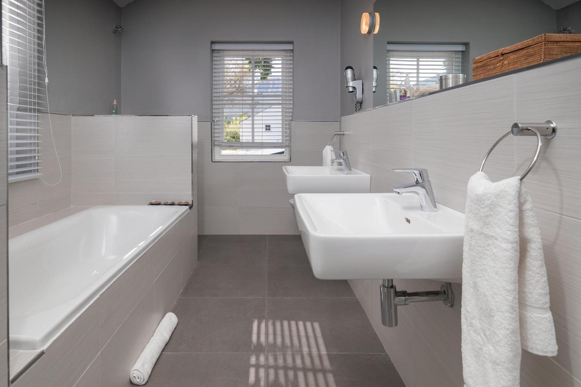 Plumwood Boutique Hotel By The Living Journey Collection Franschhoek Kültér fotó